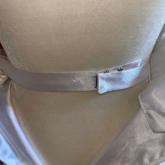 White mermaid silk fully beaded gown - Picture 7 of 7